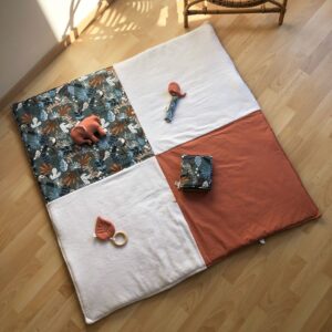 Tapis d éveil à partir de quel âge pour développer les sens du bébé